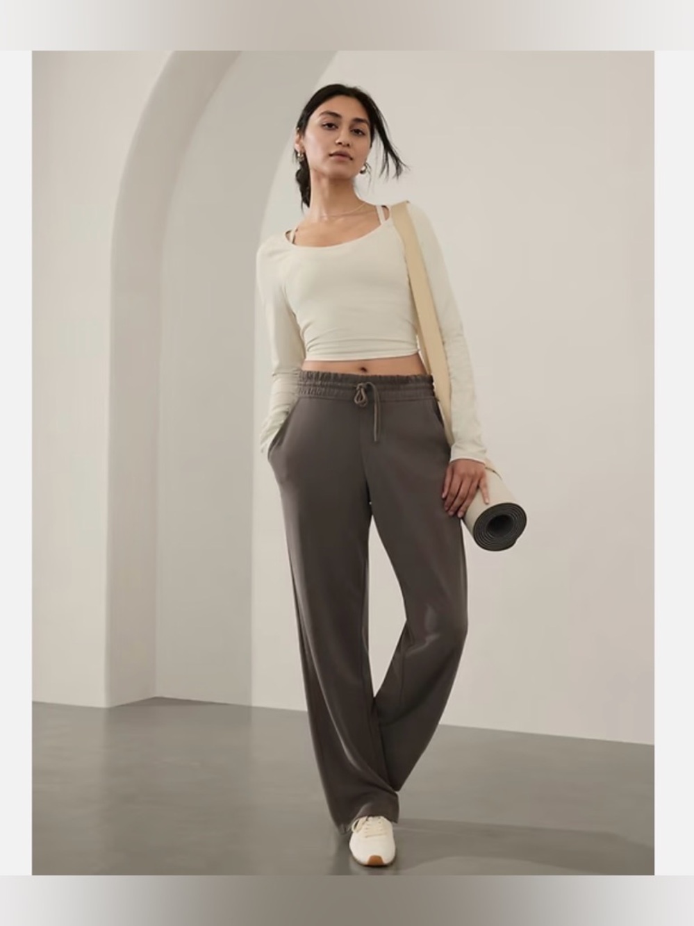 Athleta Seasoft Wide-Leg Pants in Truffle XXS